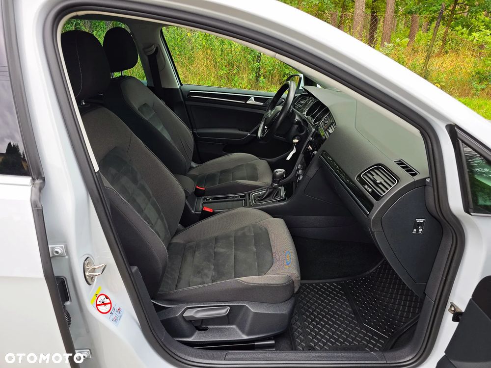 Volkswagen Golf 1.5 TSI ACT OPF DSG Highline - 9