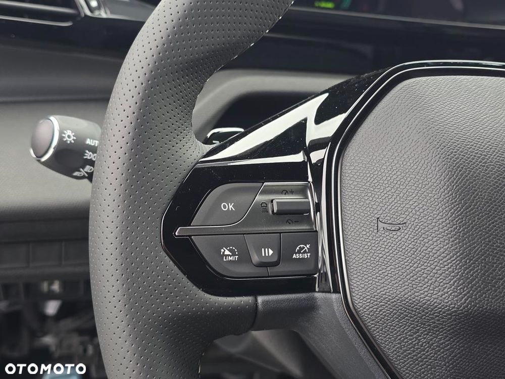 Peugeot 308 - 16