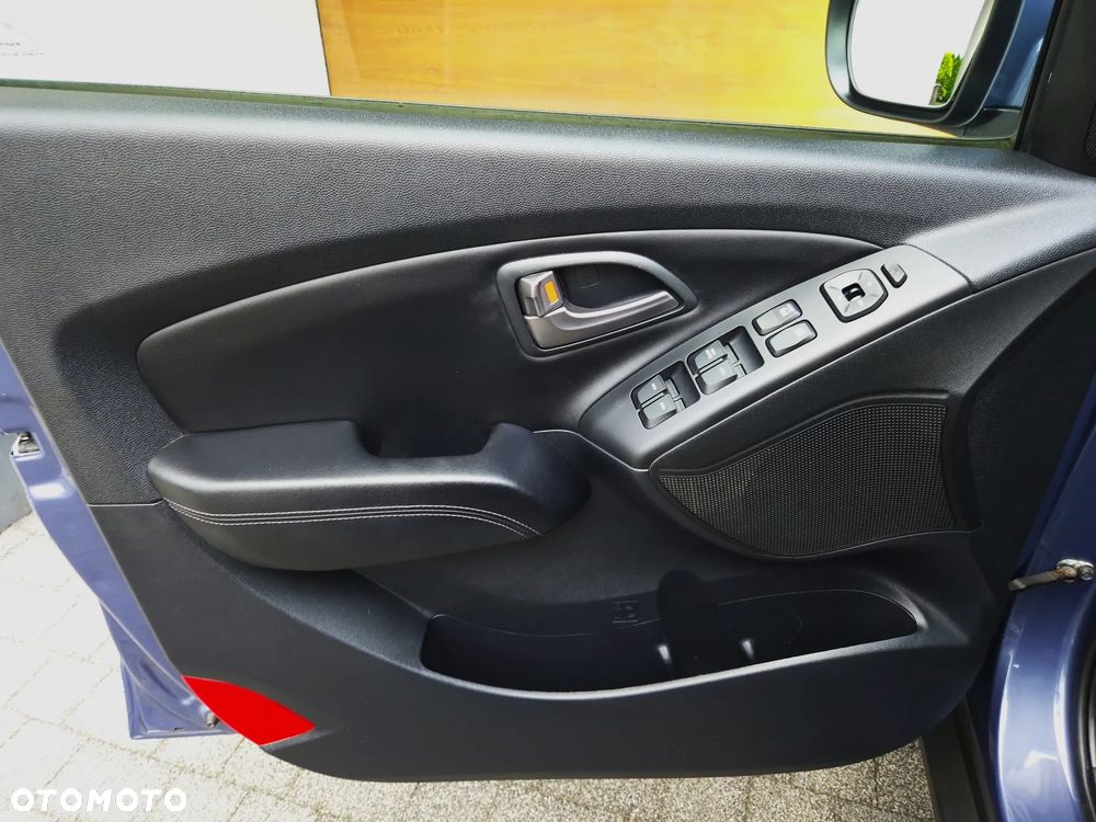 Hyundai ix35 1.6 2WD blue Style - 20