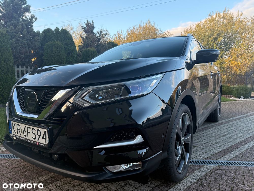 Nissan Qashqai 1.6 DIG-T TEKNA+ - 1