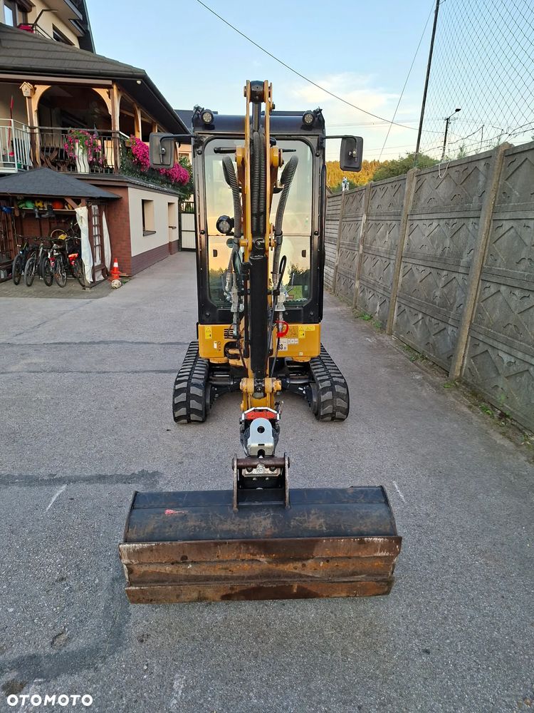 Caterpillar 301.8 05A Powertilt - 13