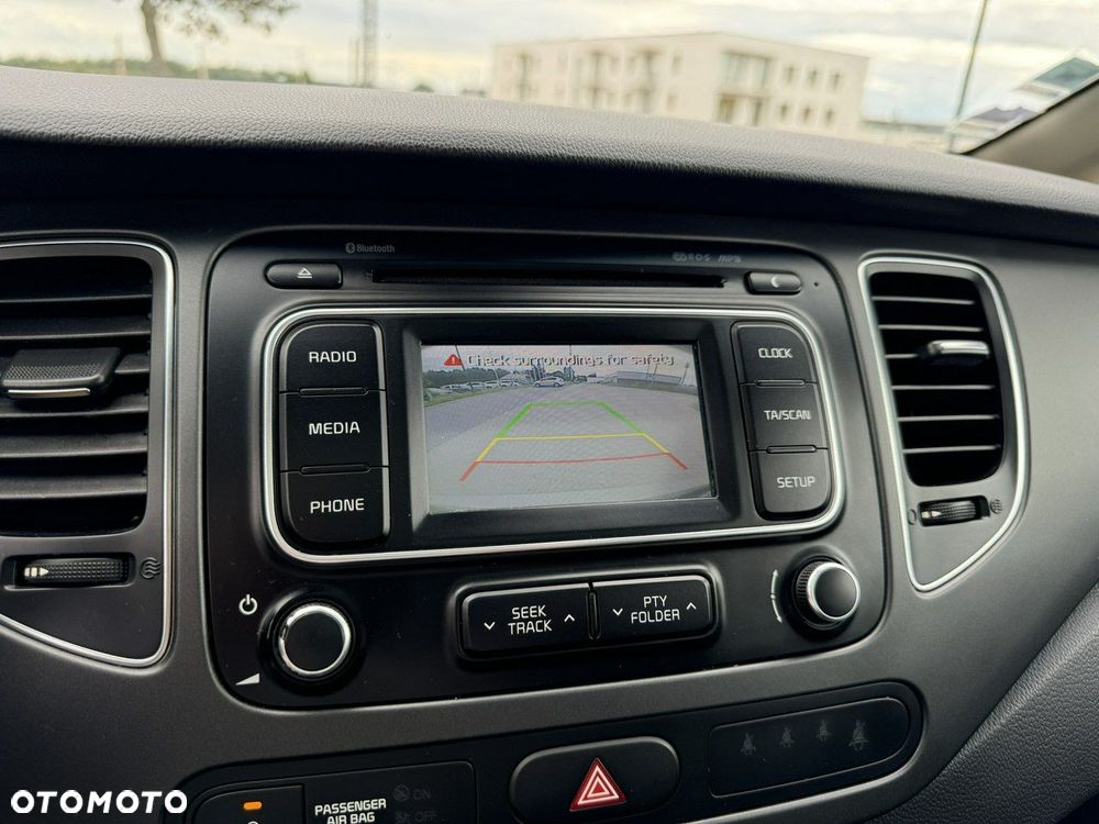 Kia Carens 1.7 CRDi Vision - 26