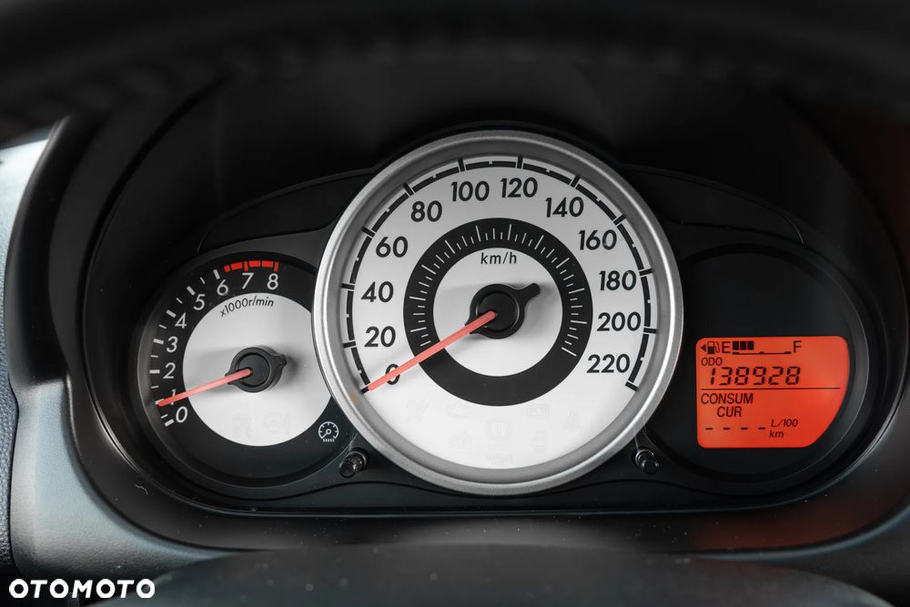 Mazda 2 1.3 Exclusive - 15