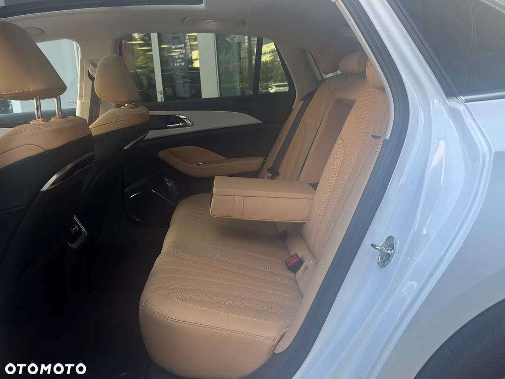 Hongqi H5 2.0T Comfort - 6