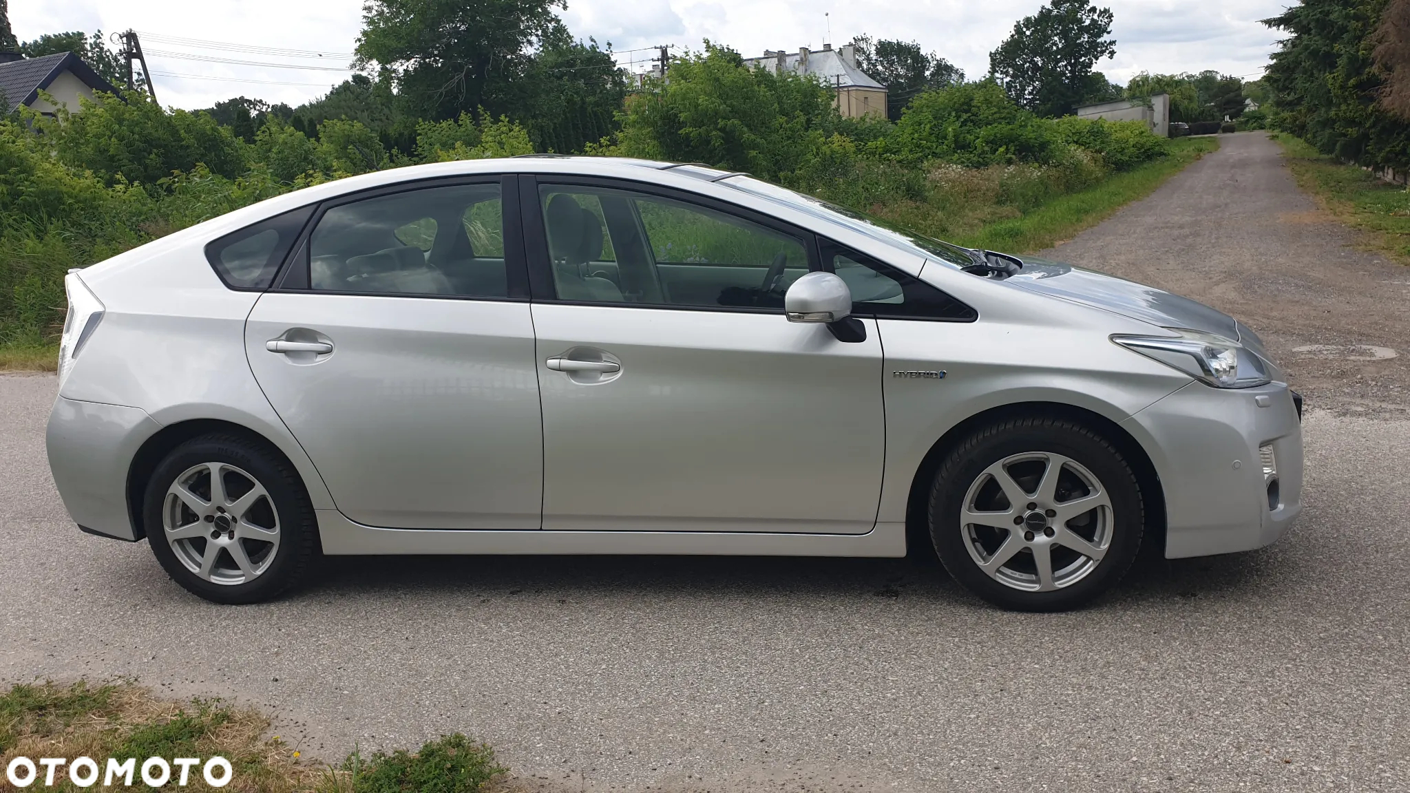 Toyota Prius (Hybrid) Executive - 7