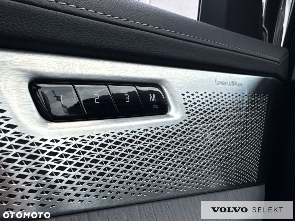 Volvo XC 90 - 27