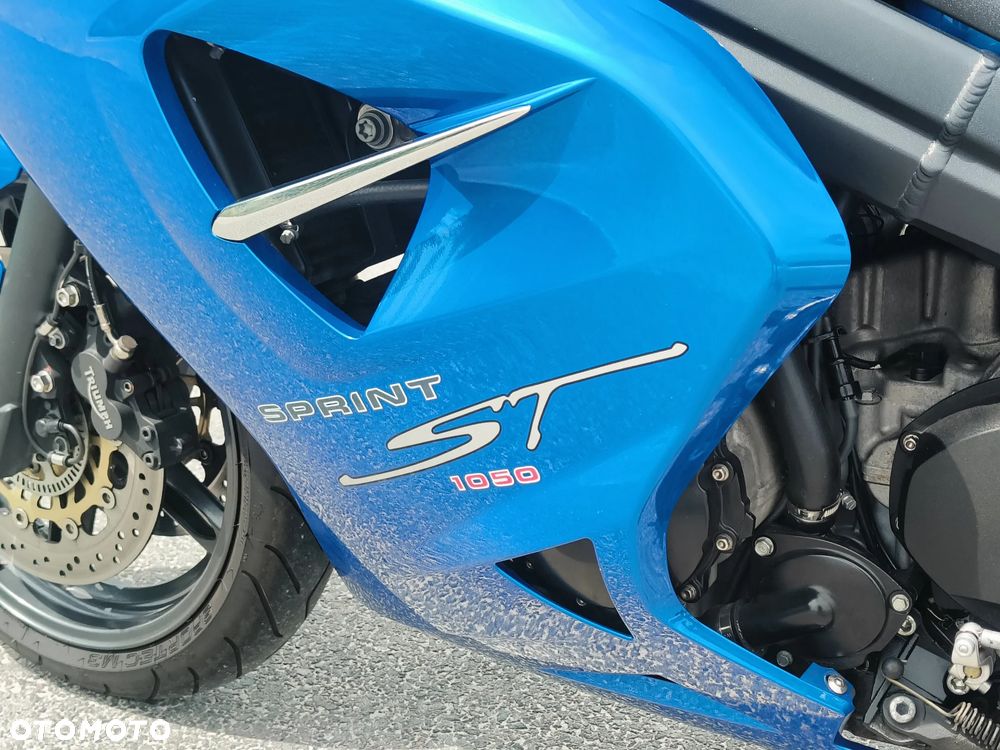 Triumph Sprint - 17