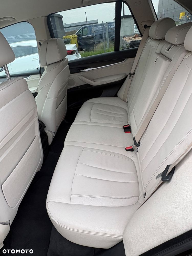 BMW X5 xDrive30d - 10