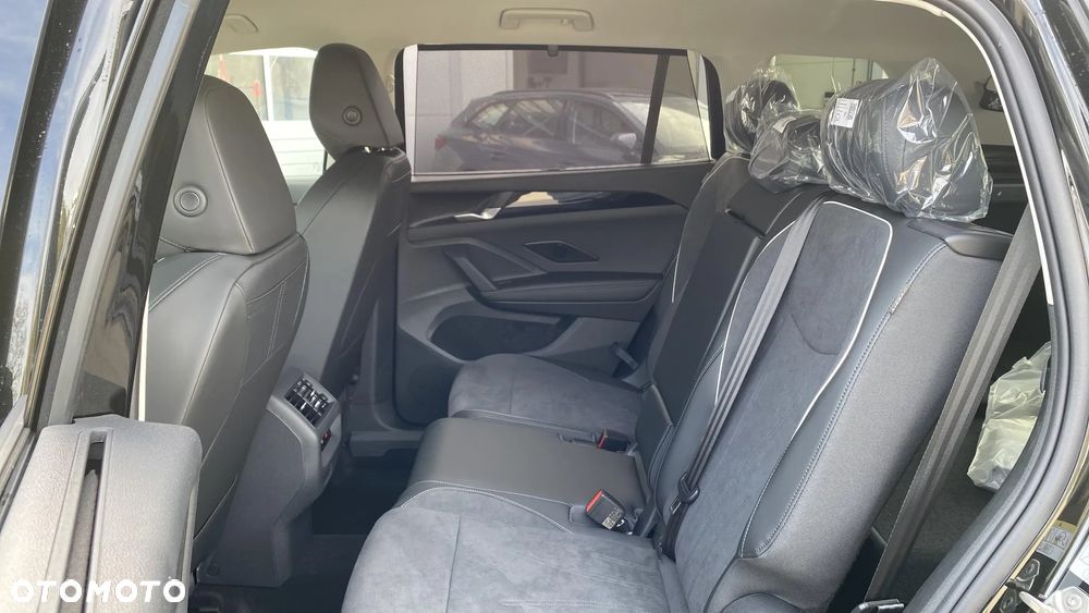 Volkswagen Tayron 2.0 TSI 4Mot Elegance DSG - 25