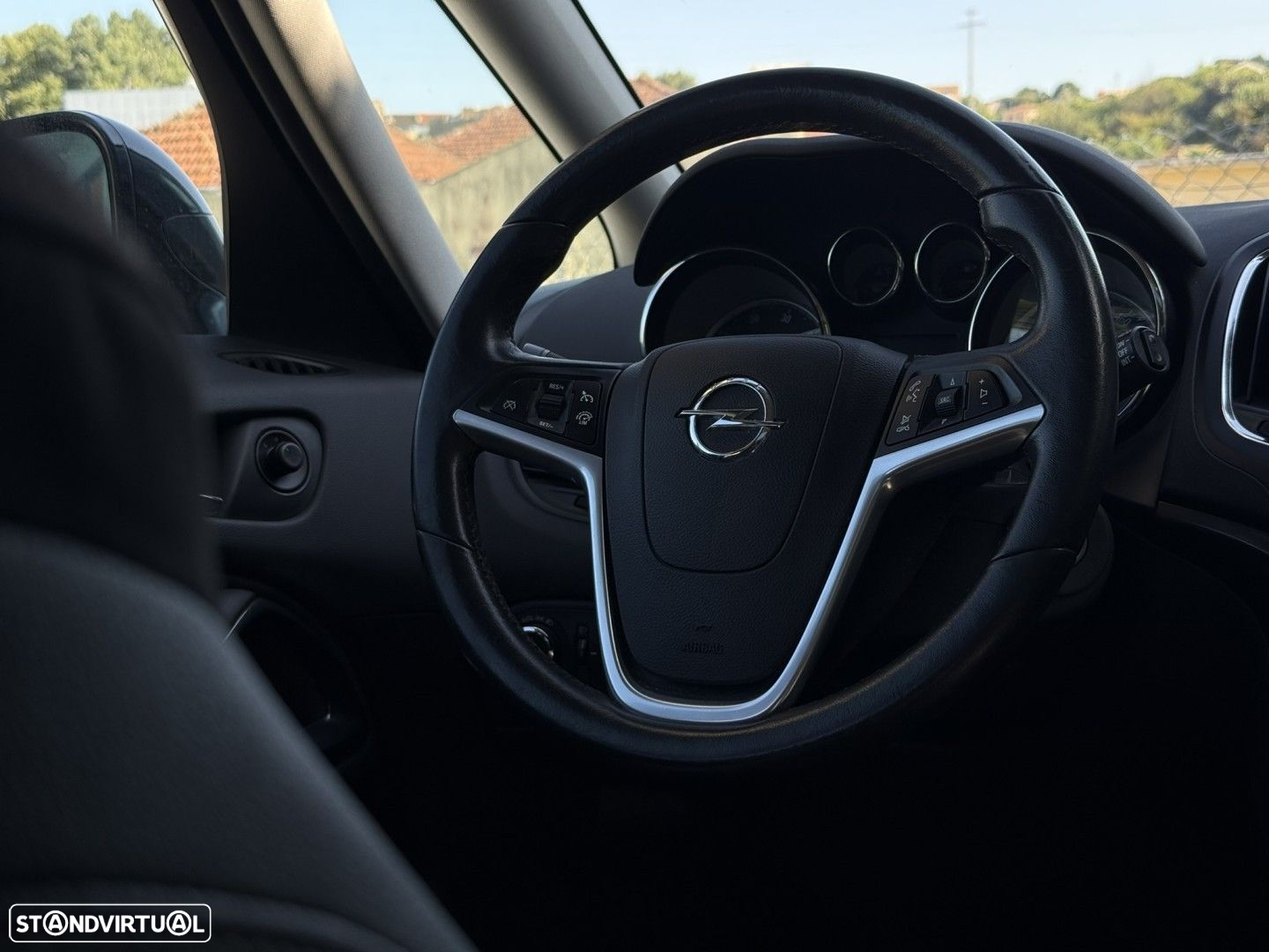 Opel Zafira - 9