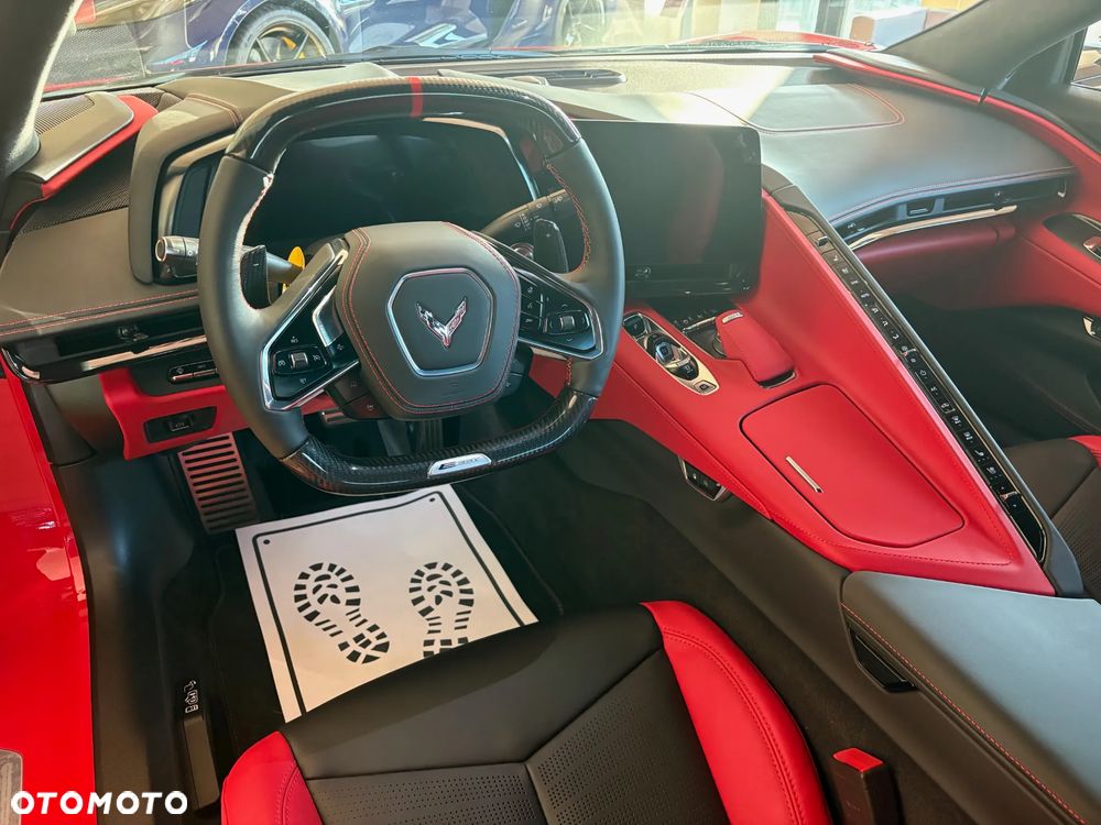 Chevrolet Corvette - 8