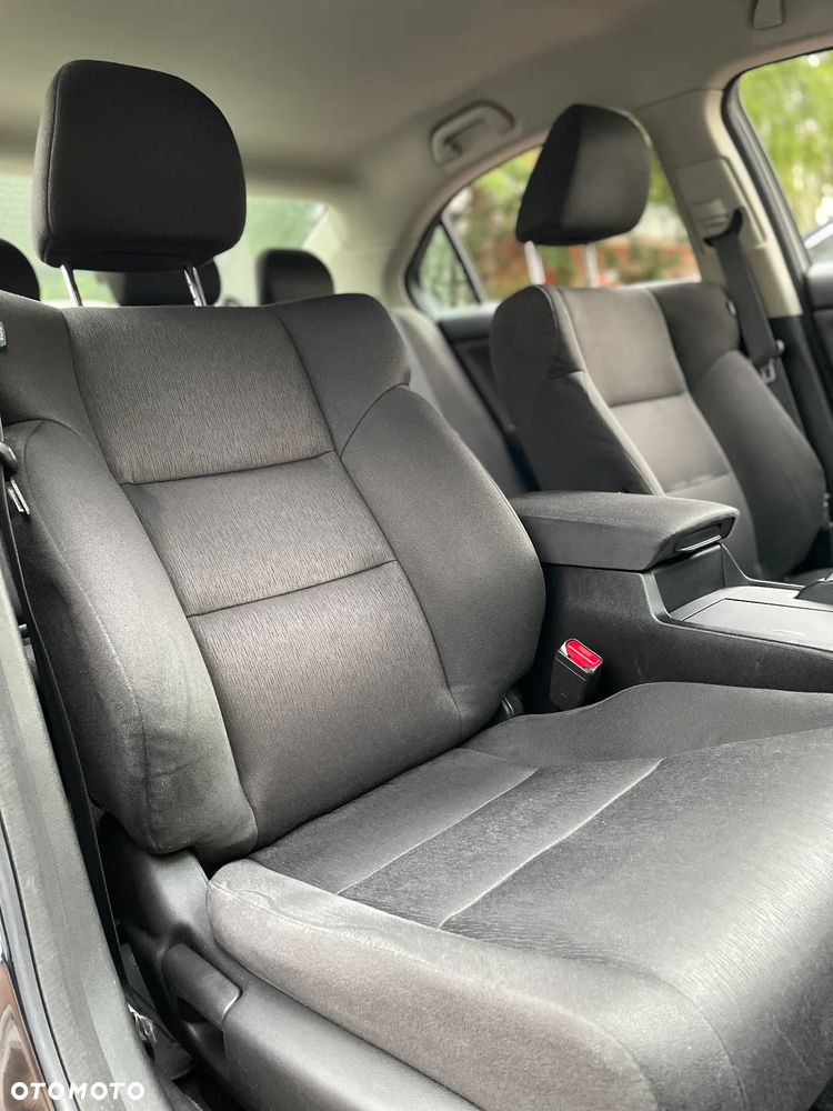 Honda Accord 2.0 Elegance - 24