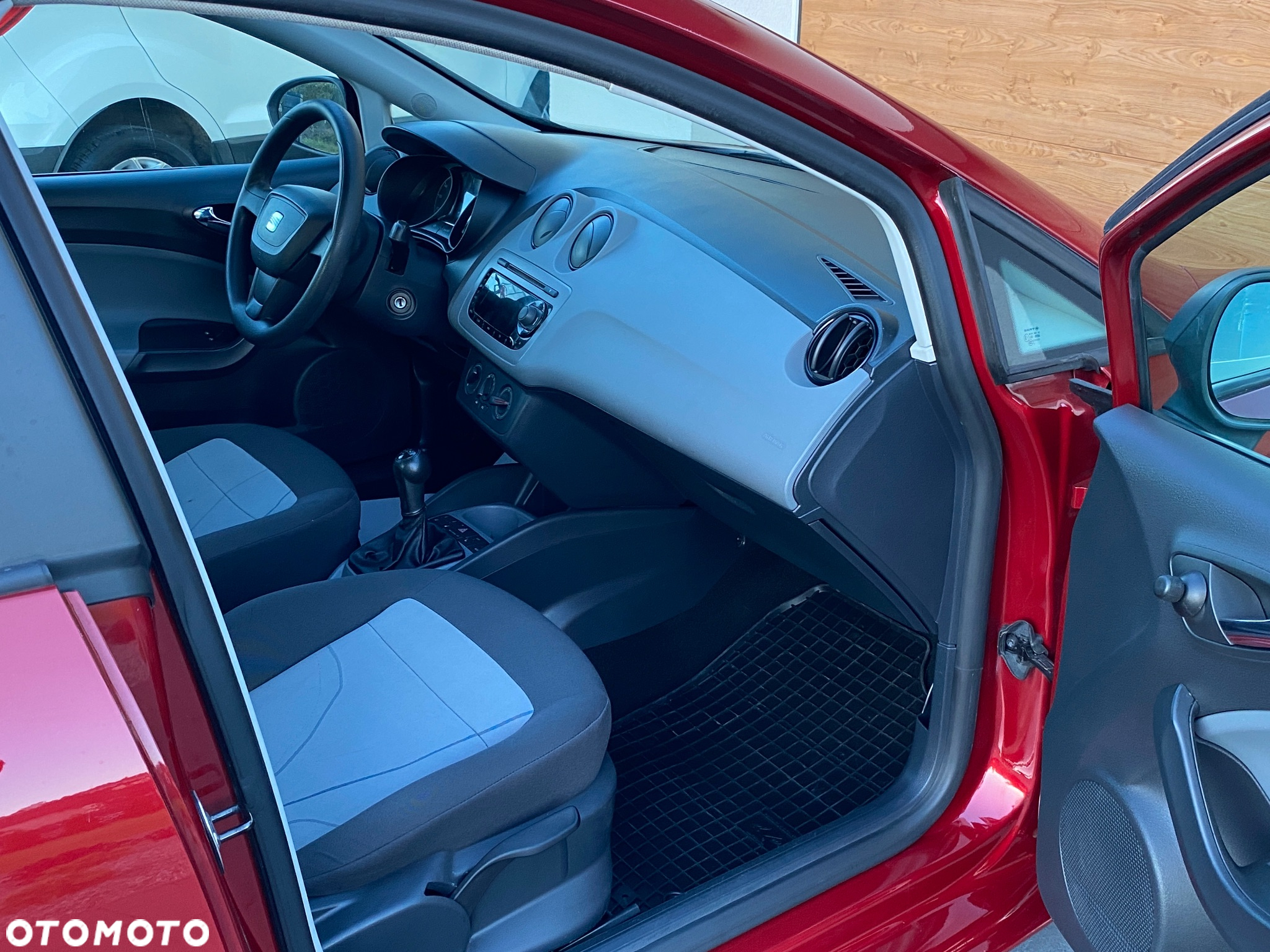 Seat Ibiza 1.4 16V Reference Viva - 34