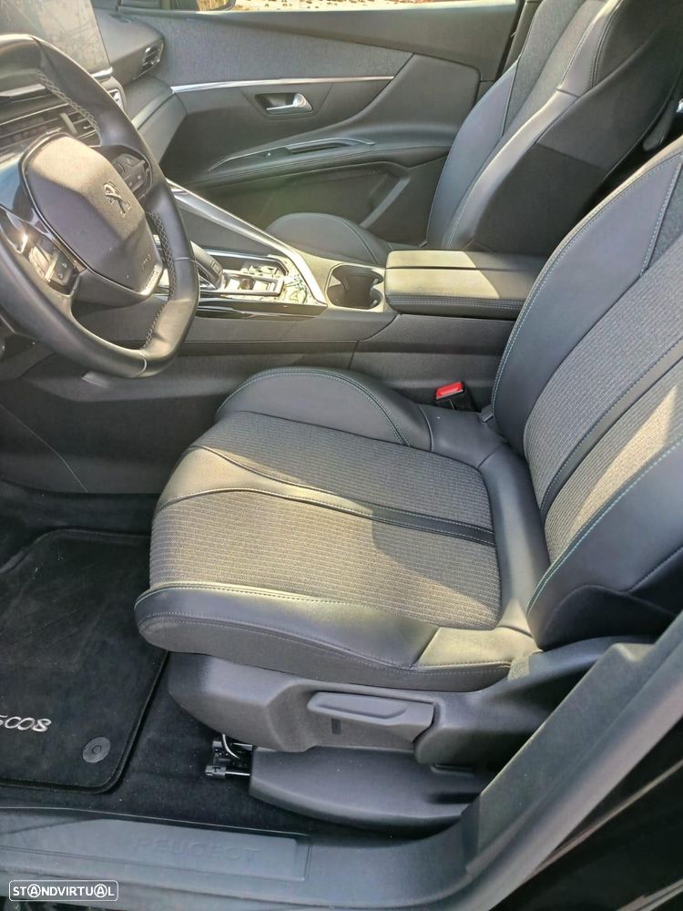 Peugeot 5008 PureTech 130 EAT8 Stop & Start Allure Pack - 7