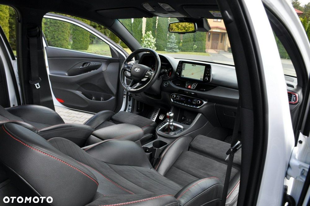 Hyundai i30 N - 25
