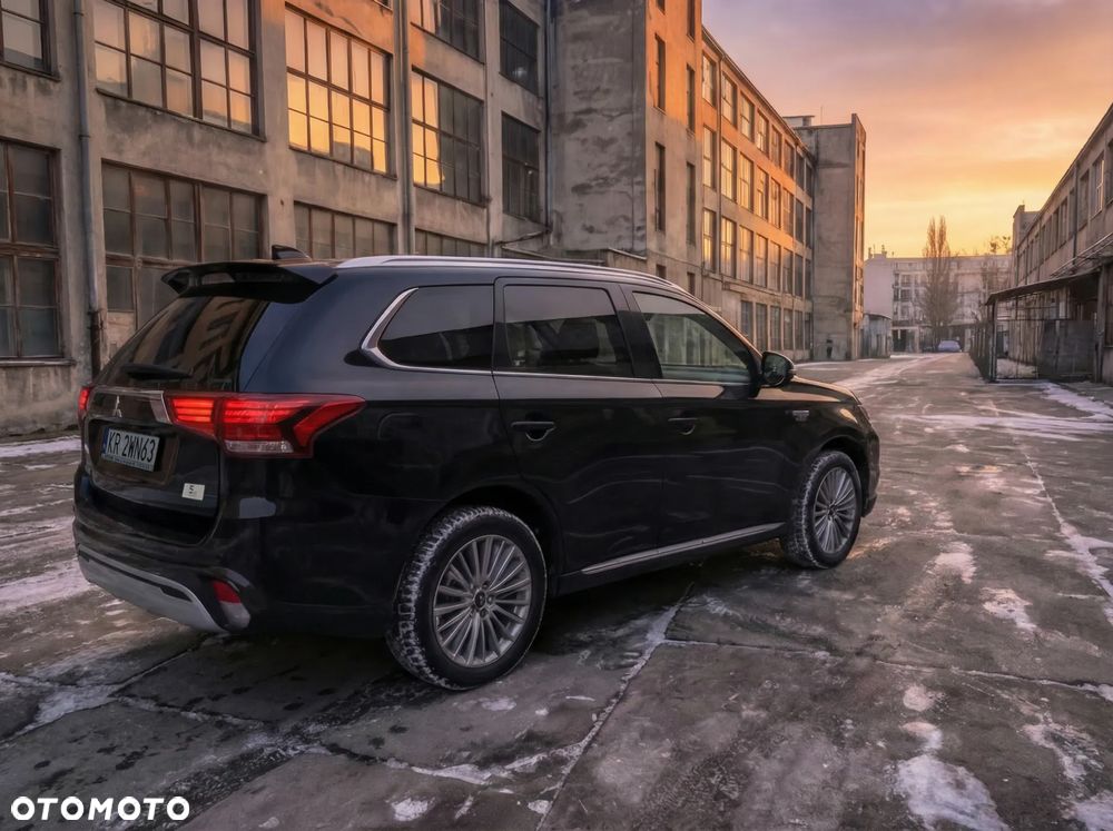 Mitsubishi Outlander Instyle - 4