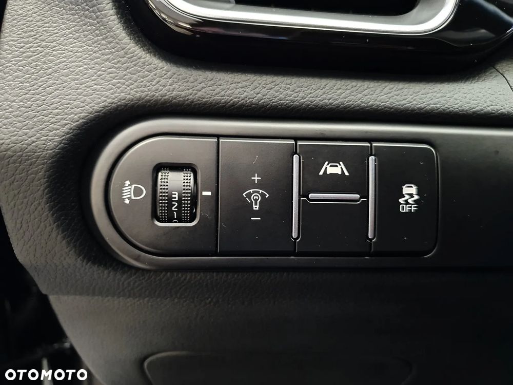 Kia XCeed 1.5 T-GDI Business Line DCT - 25