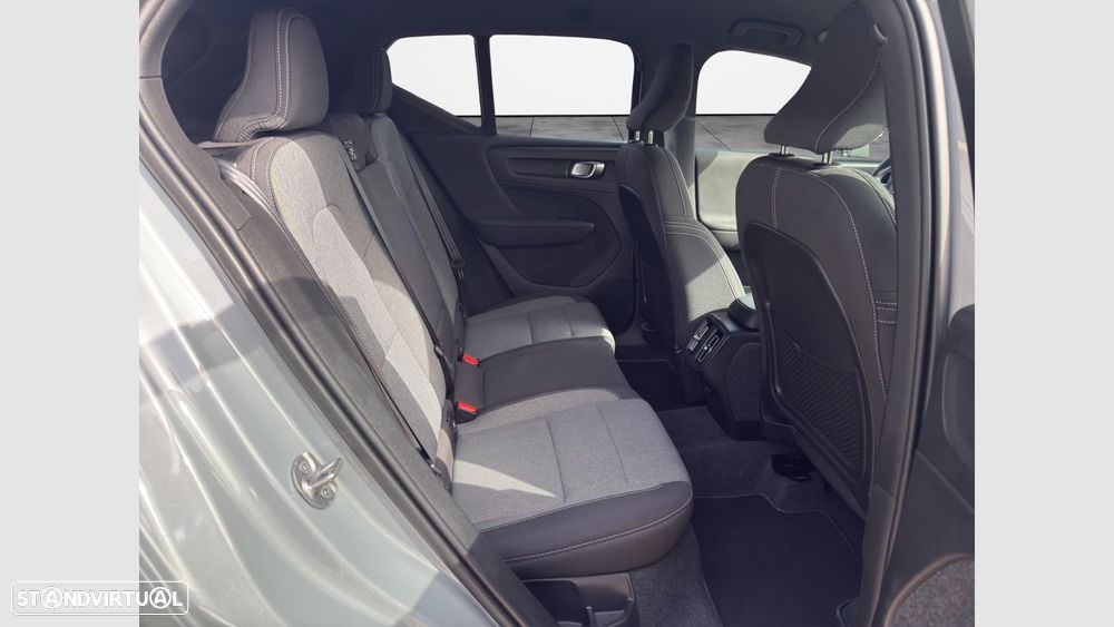 Volvo XC 40 2.0 B3 Core - 14