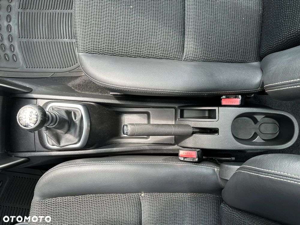 Peugeot 207 1.6 HDi Outdoor - 27