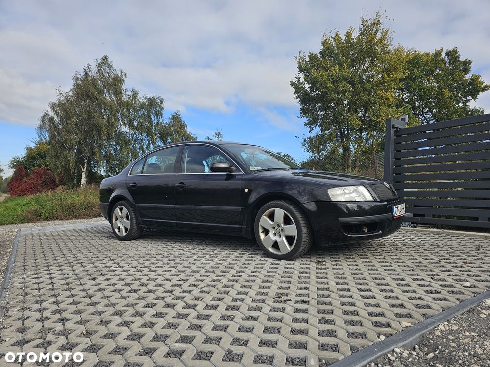 Skoda Superb - 1