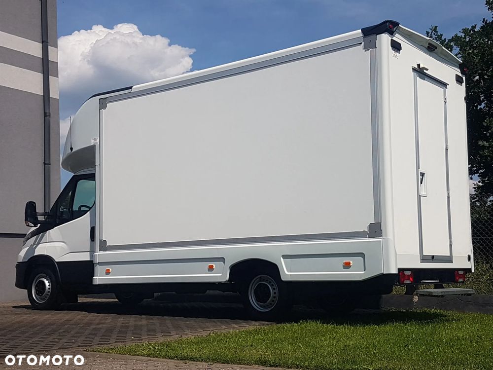 Iveco DAILY KONTENER NISKOPODŁOGOWY 4,44x2,23x2,42 SKLEP BAR FOODTRUCK KAMPER KLIMA KONIOWÓZ 35S14 - 28