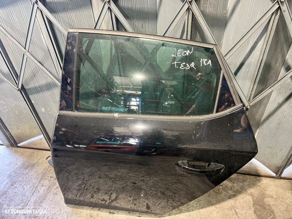 Porta traseira esquerda Seat Leon 2018 - 1