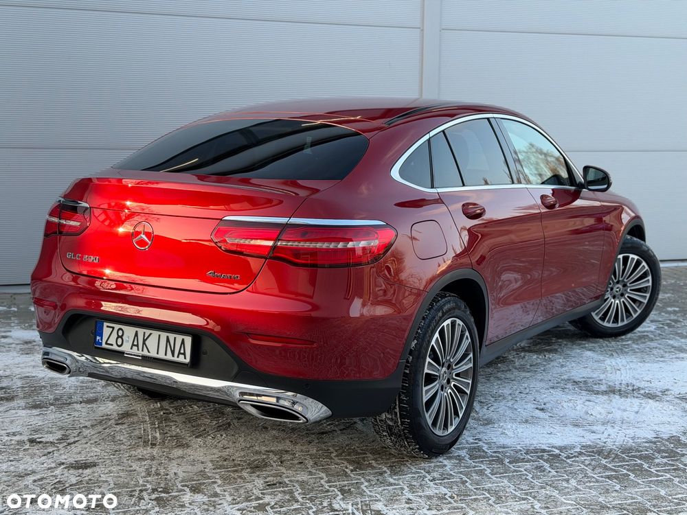 Mercedes-Benz GLC 250 4Matic 9G-TRONIC Exclusive - 3