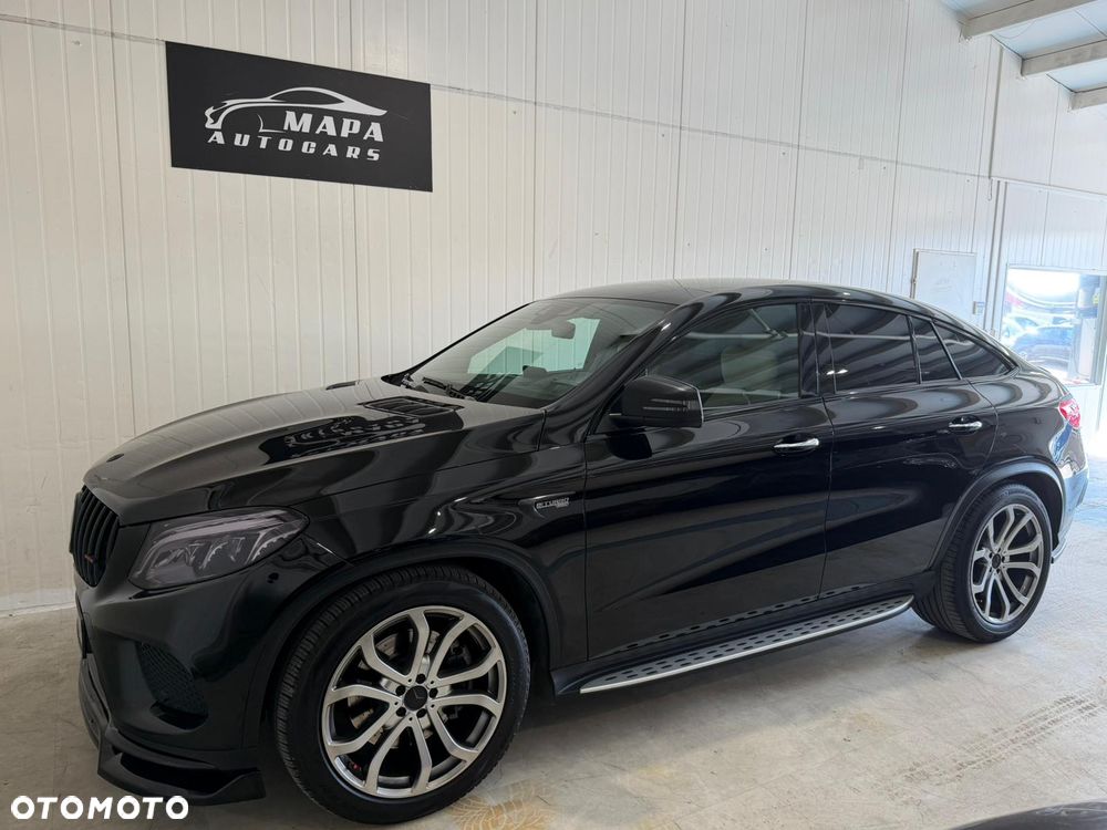 Mercedes-Benz GLE - 1