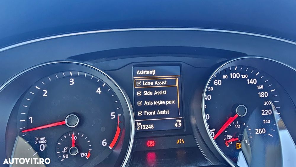 Volkswagen Passat - 20