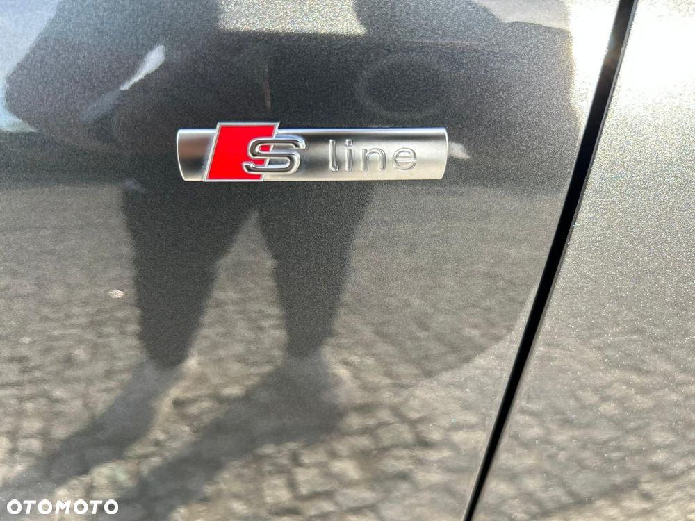Audi A6 Avant 40 TDI S tronic S line - 13