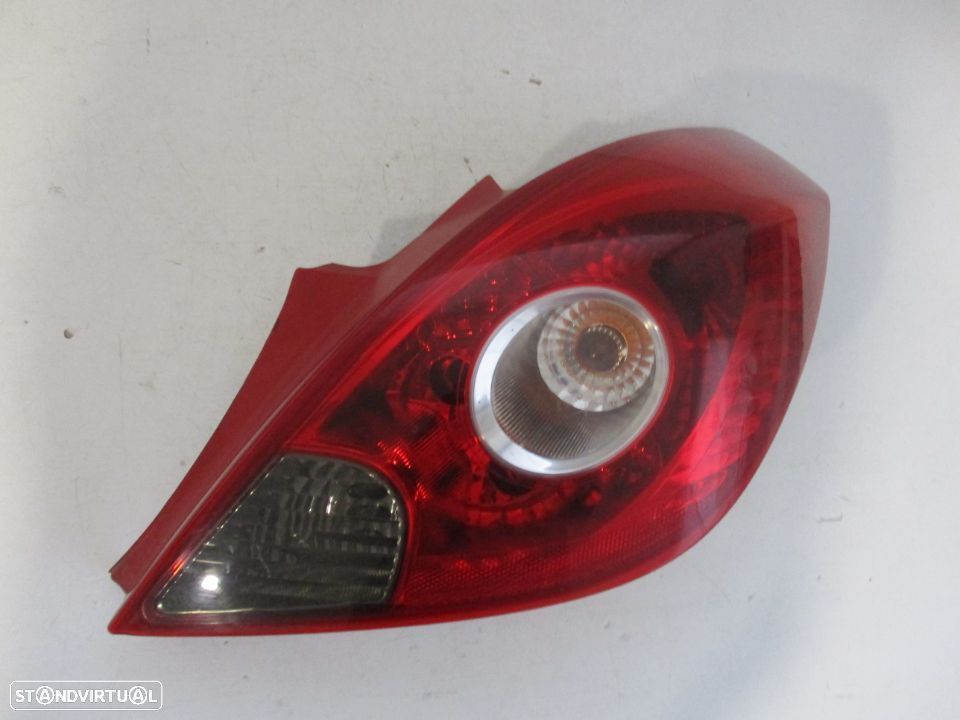 Farol Farolim Tras Opel Corsa D 3 portas Direito - 1
