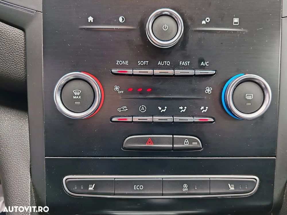 Renault Megane Blue dCi EDC Intens - 12