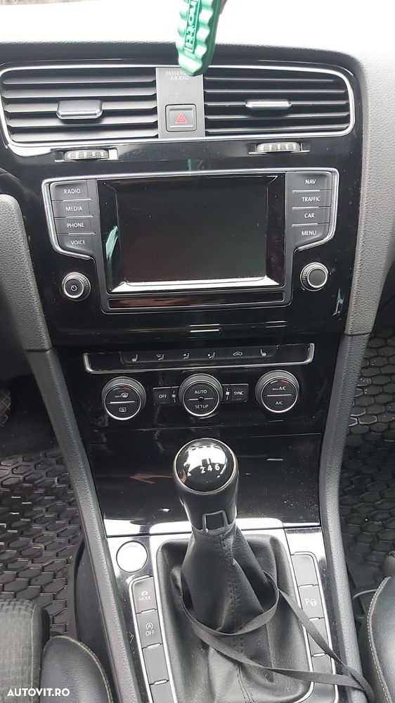 Volkswagen Golf 2.0 TDI BMT Highline - 5