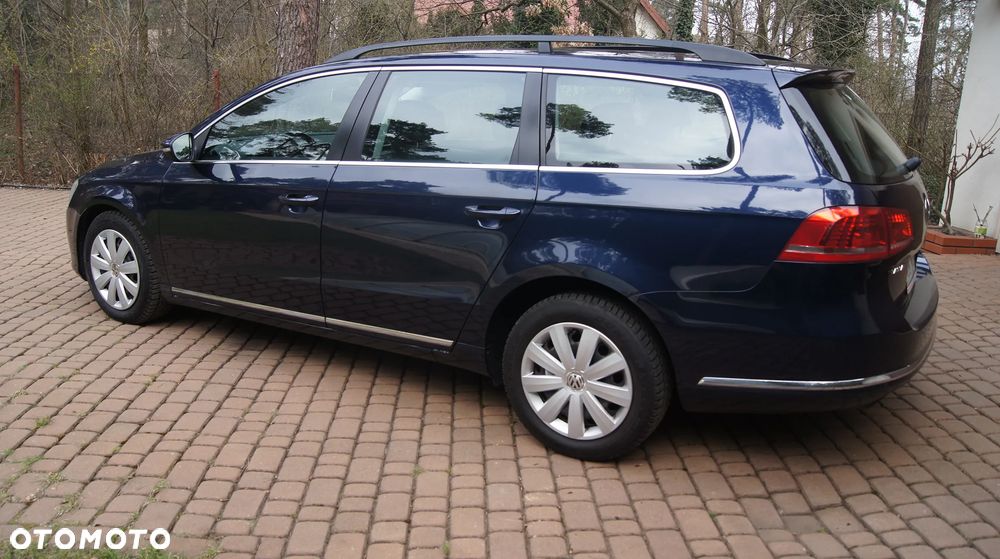 Volkswagen Passat Variant 2.0 TDI BlueMotion Technology Exclusive - 9