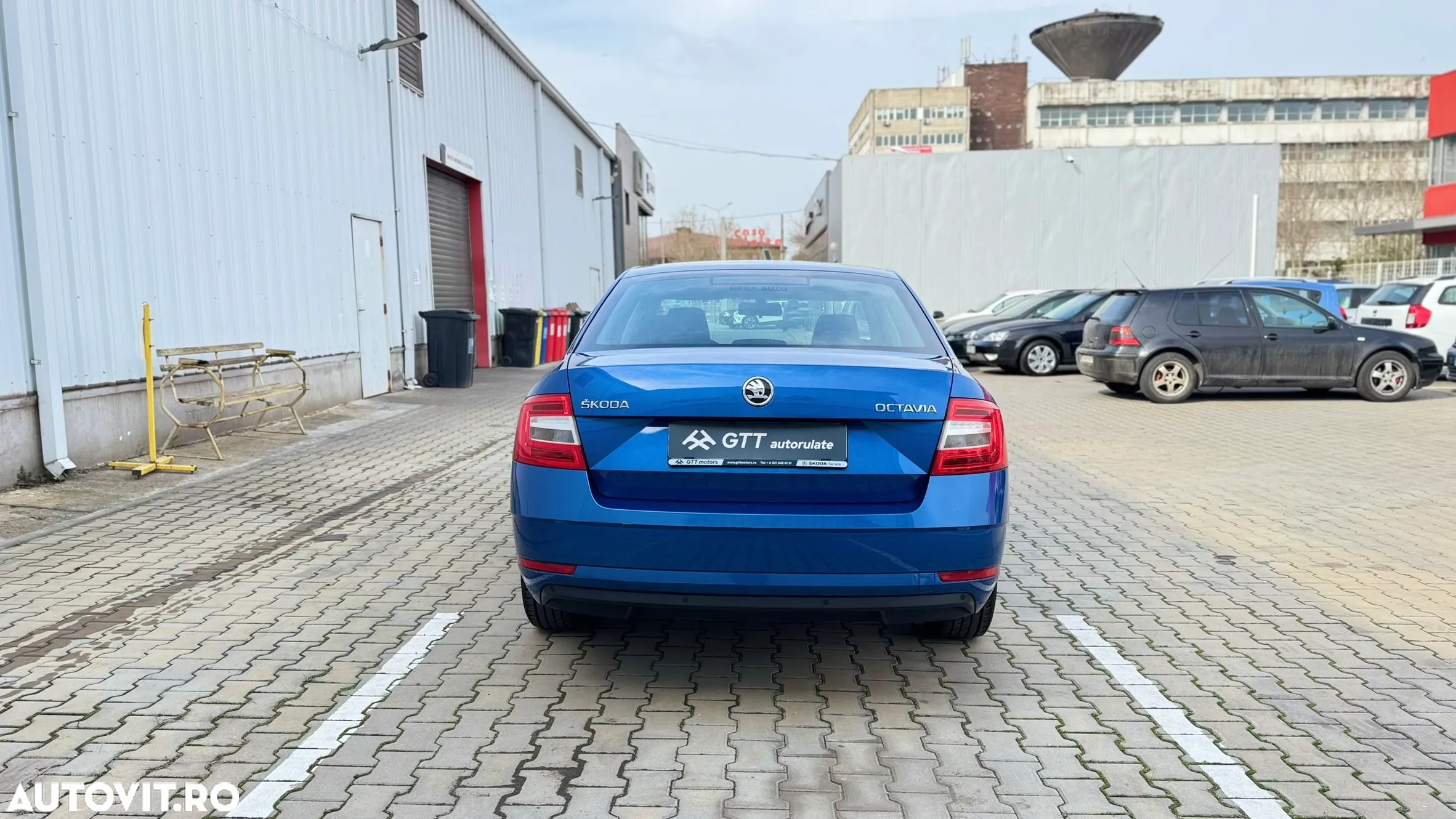 Skoda Octavia 1.6 TDI DSG Ambition - 5