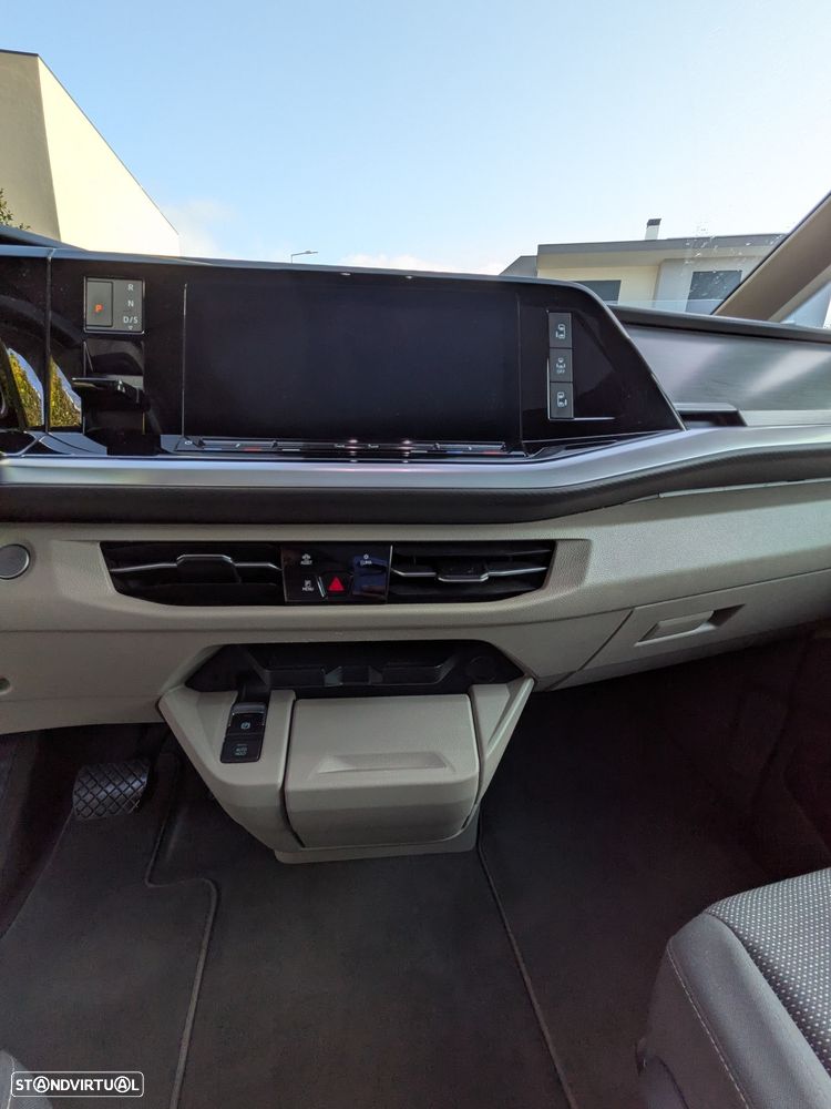 VW Multivan 2.0 TDI Life DSG - 19