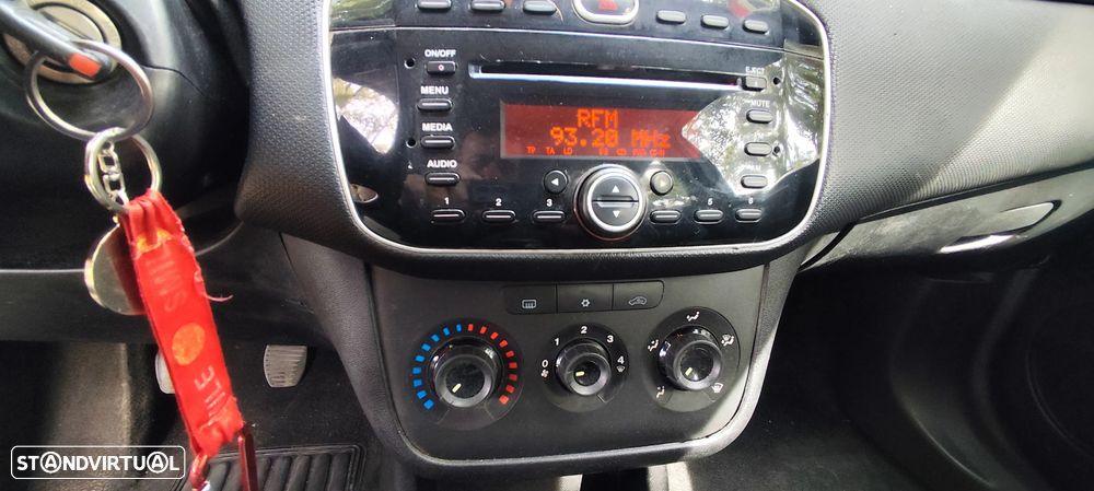 Fiat Punto - 14