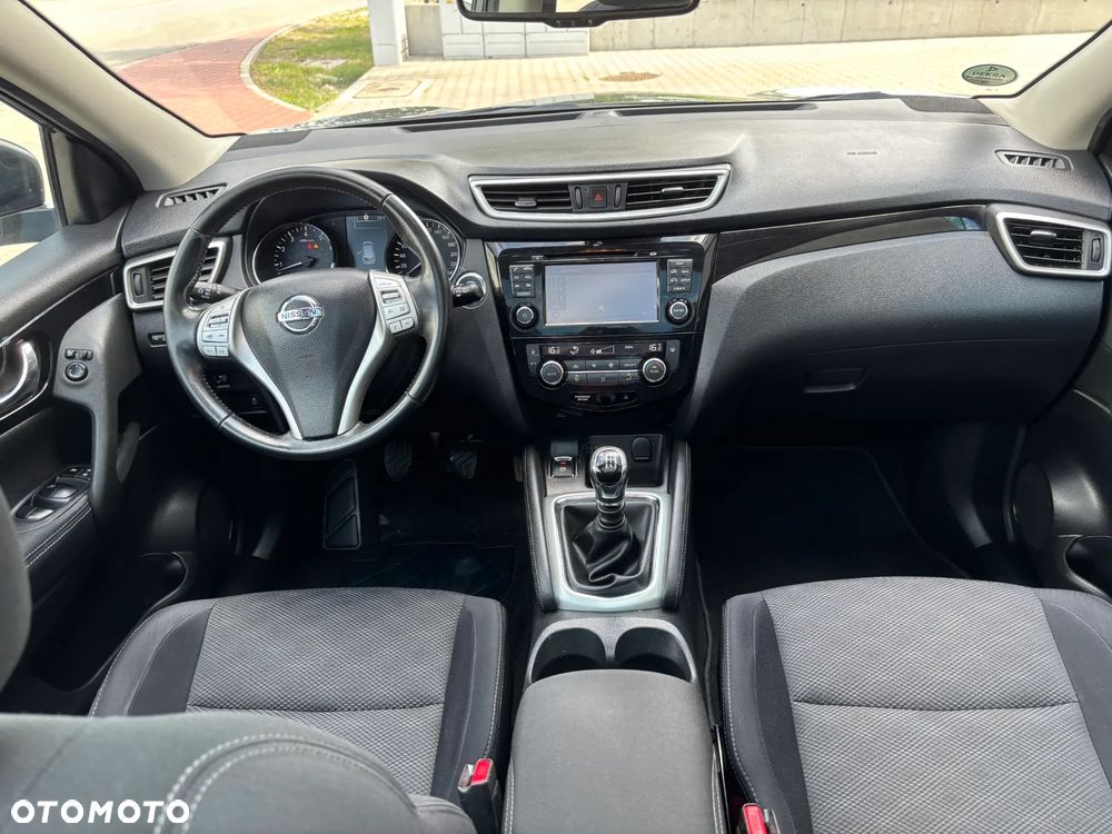 Nissan Qashqai 1.6 DIG-T 360 - 2