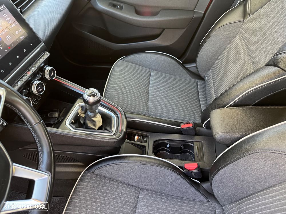 Renault Clio TCe 90 TECHNO - 27