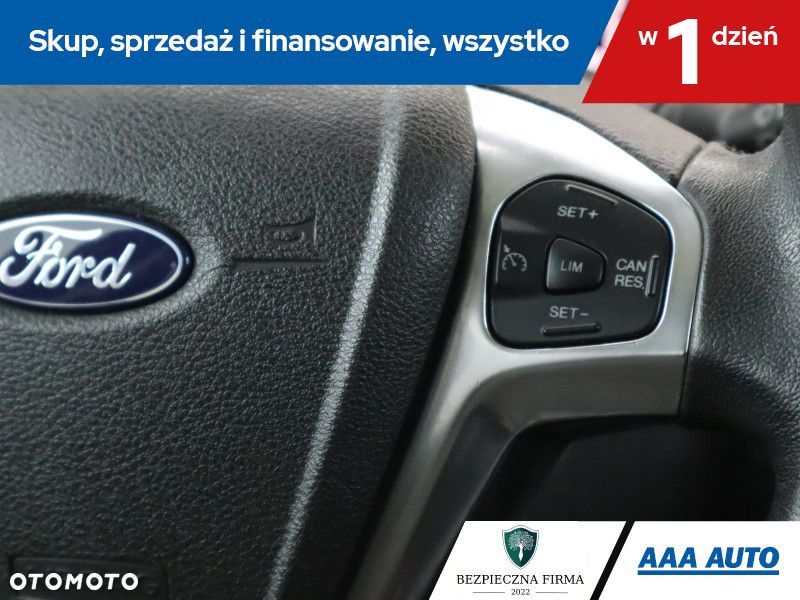 Ford Tourneo Courier - 18