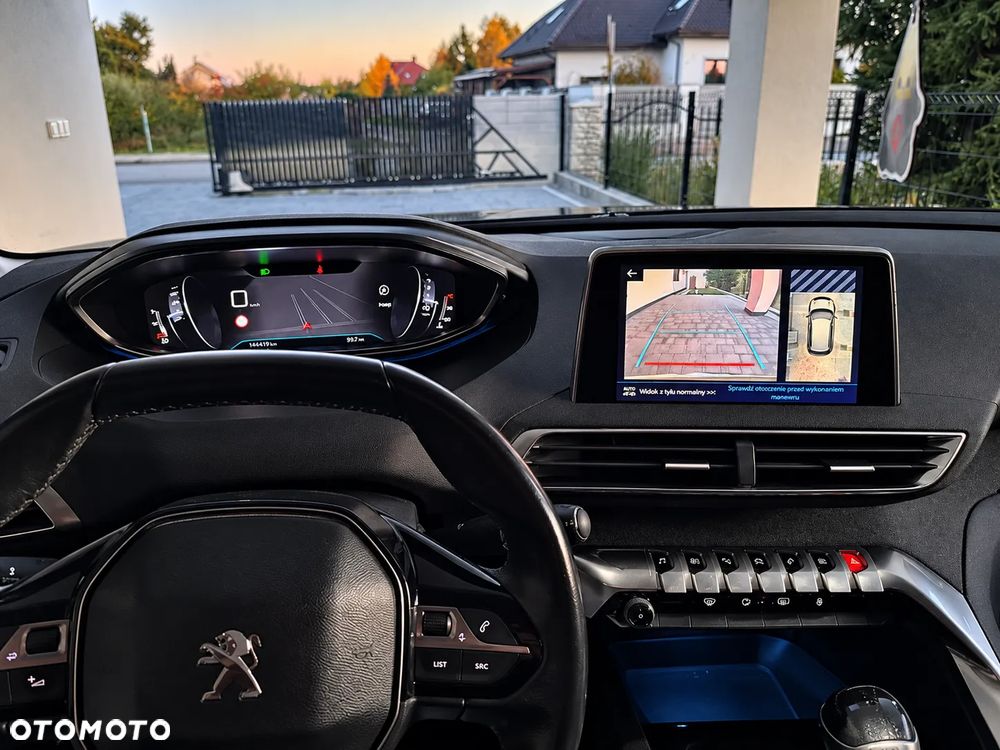 Peugeot 3008 - 19