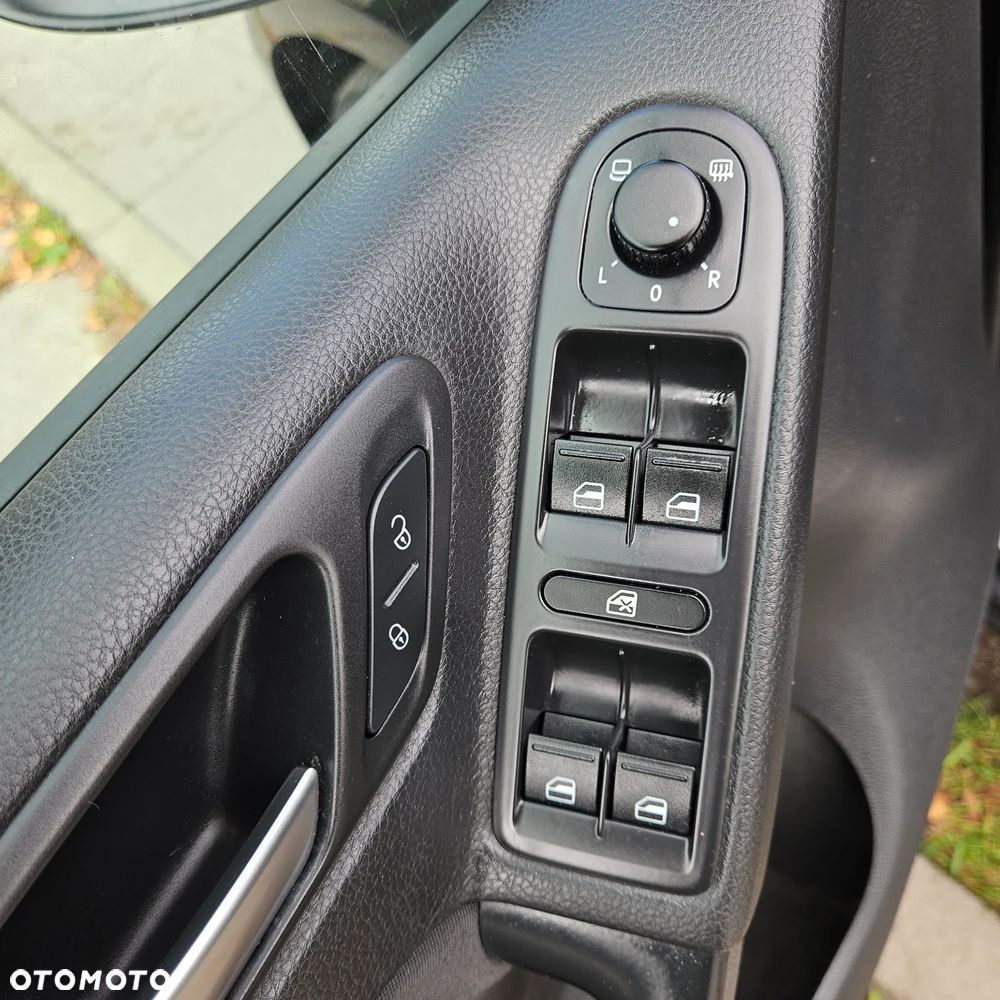 Volkswagen Golf 1.2 TSI BMT Start - 31