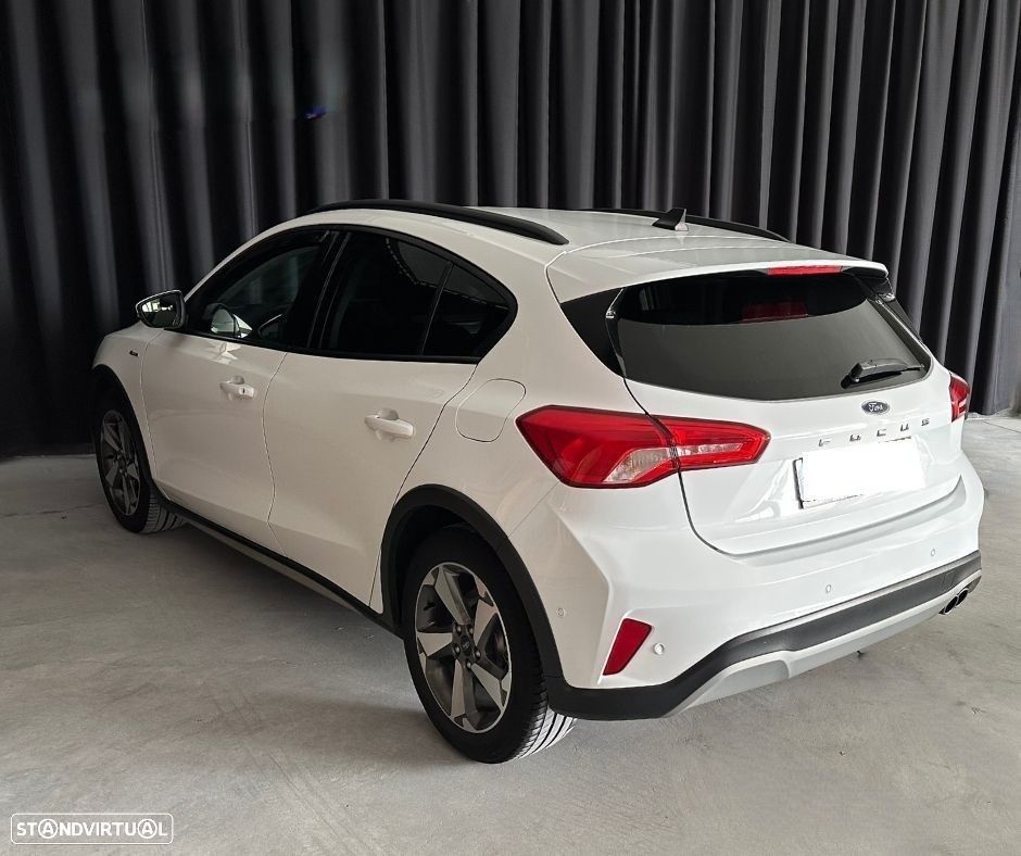 Ford Focus 1.5 TDCi EcoBlue Active X - 24