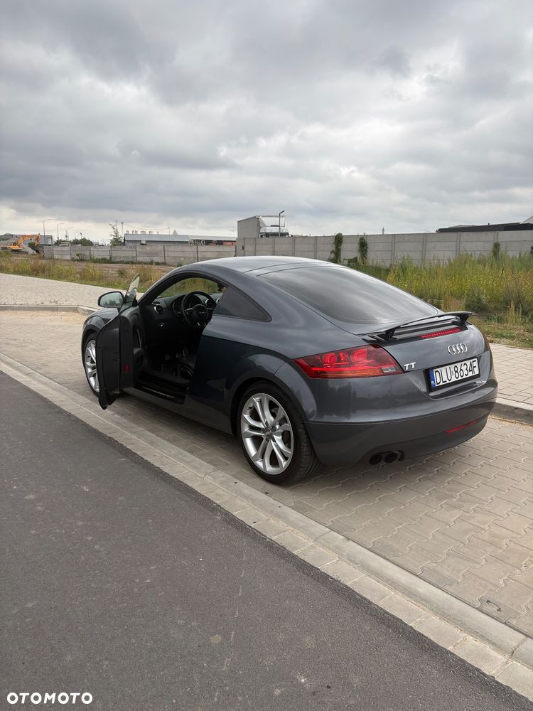 Audi TT Coupé - 8