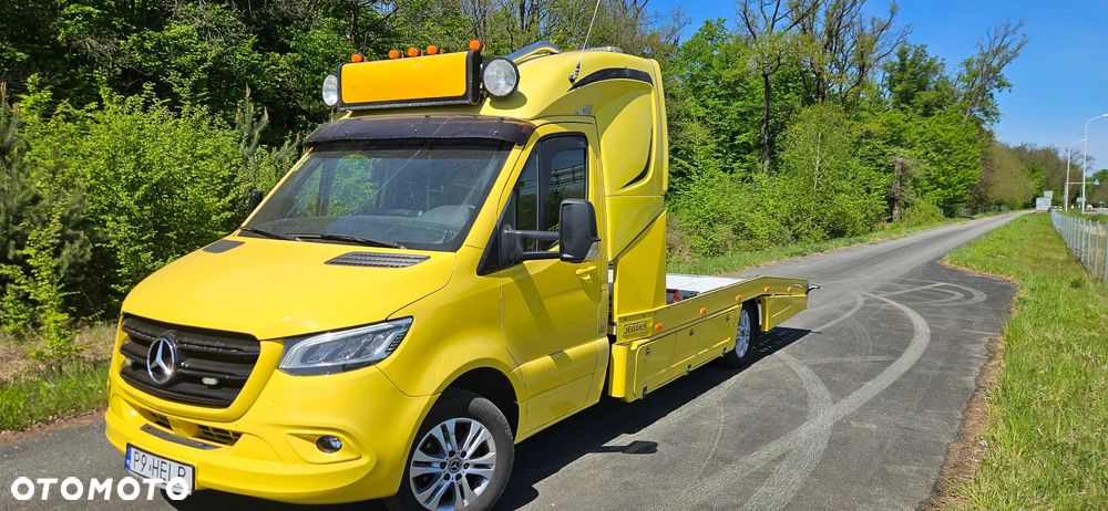 Mercedes-Benz Sprinter - 1