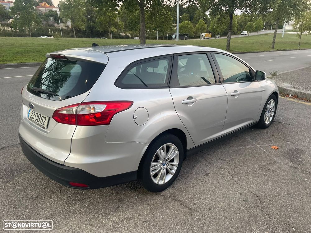 Ford Focus 1.6 TDCi Titanium - 8