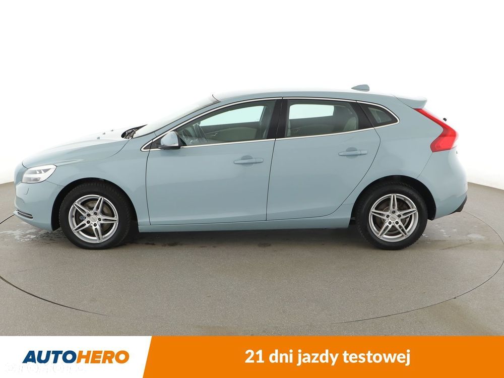 Volvo V40 - 2