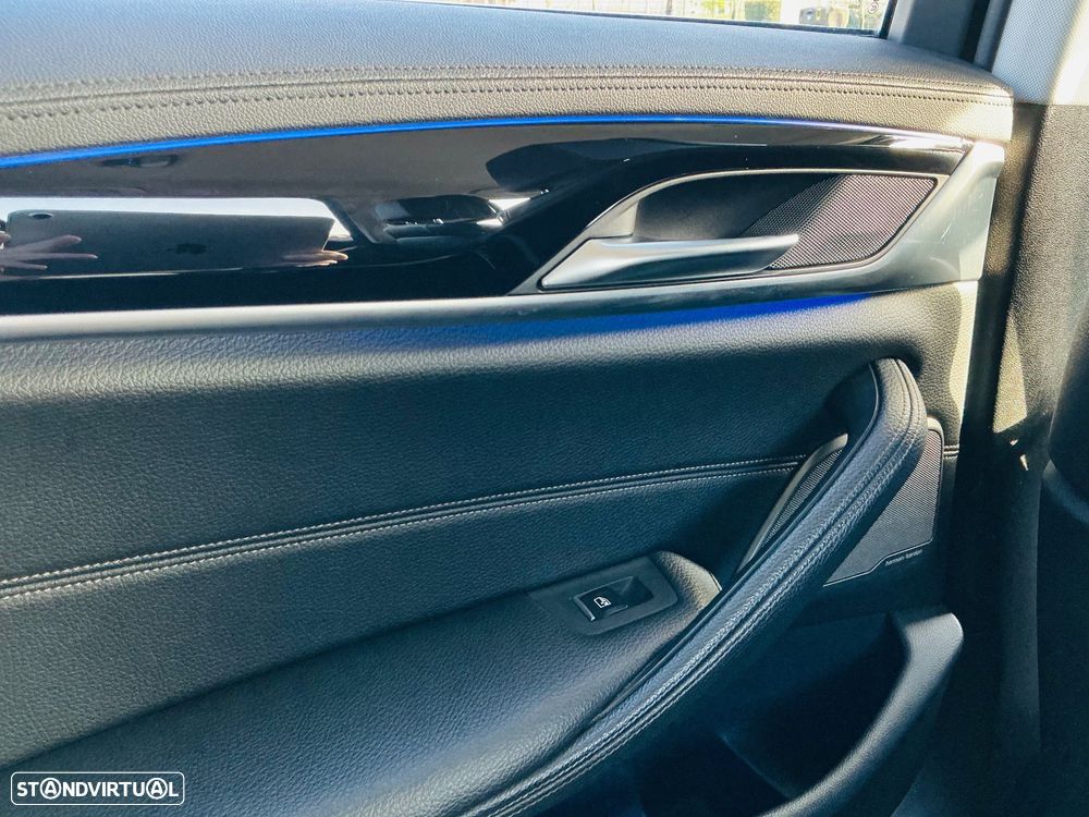 BMW 520 d Line Luxury Auto - 34