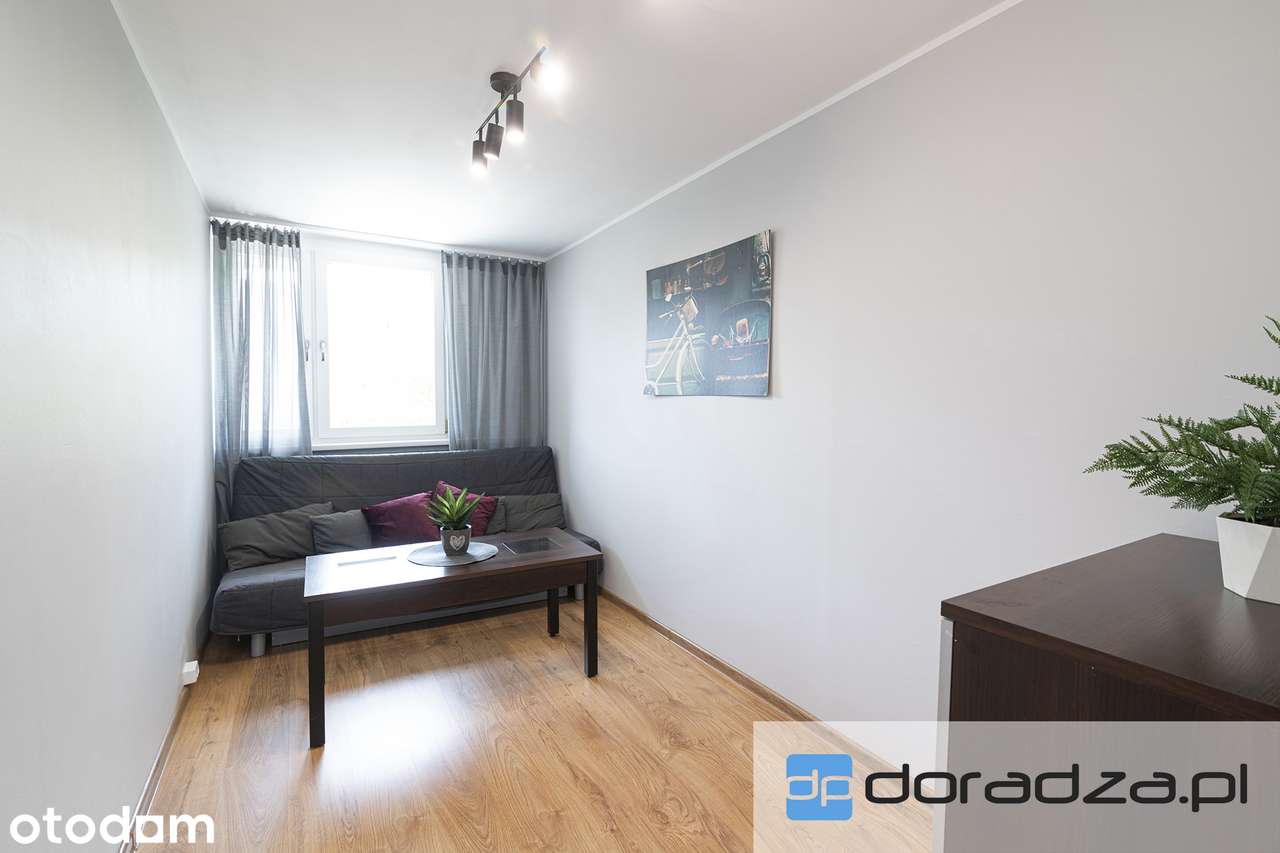 ul.Popowicka / 3 osobne pokoje + kuchnia / 55m2 /balkon/ Dla studentów