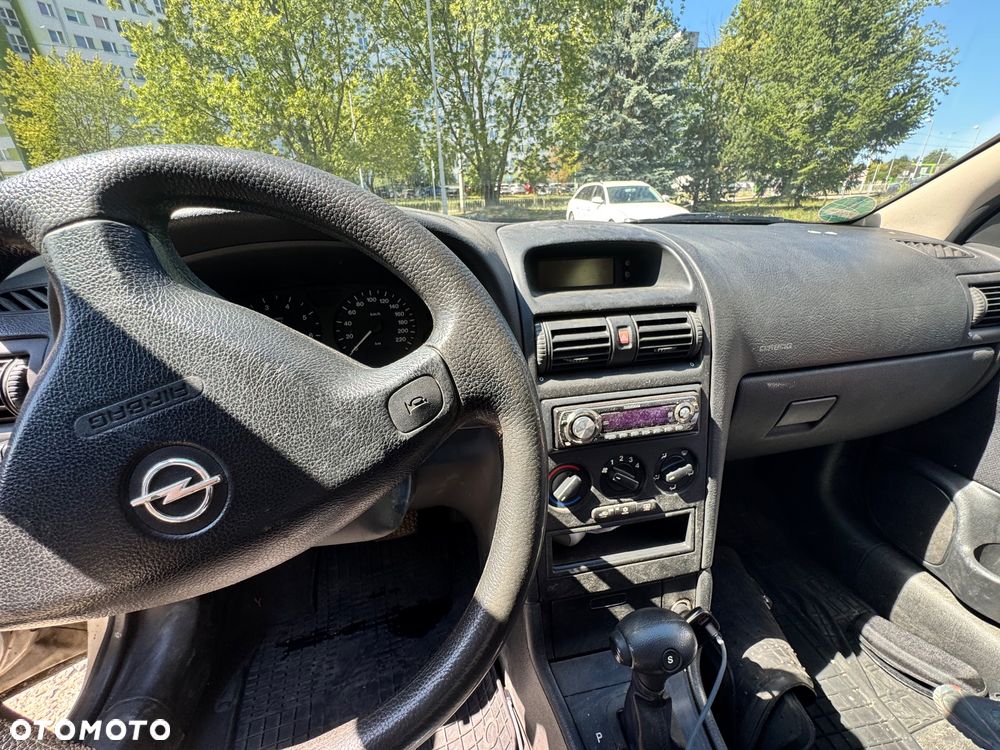 Opel Astra 1.6 Comfort / Cool - 7